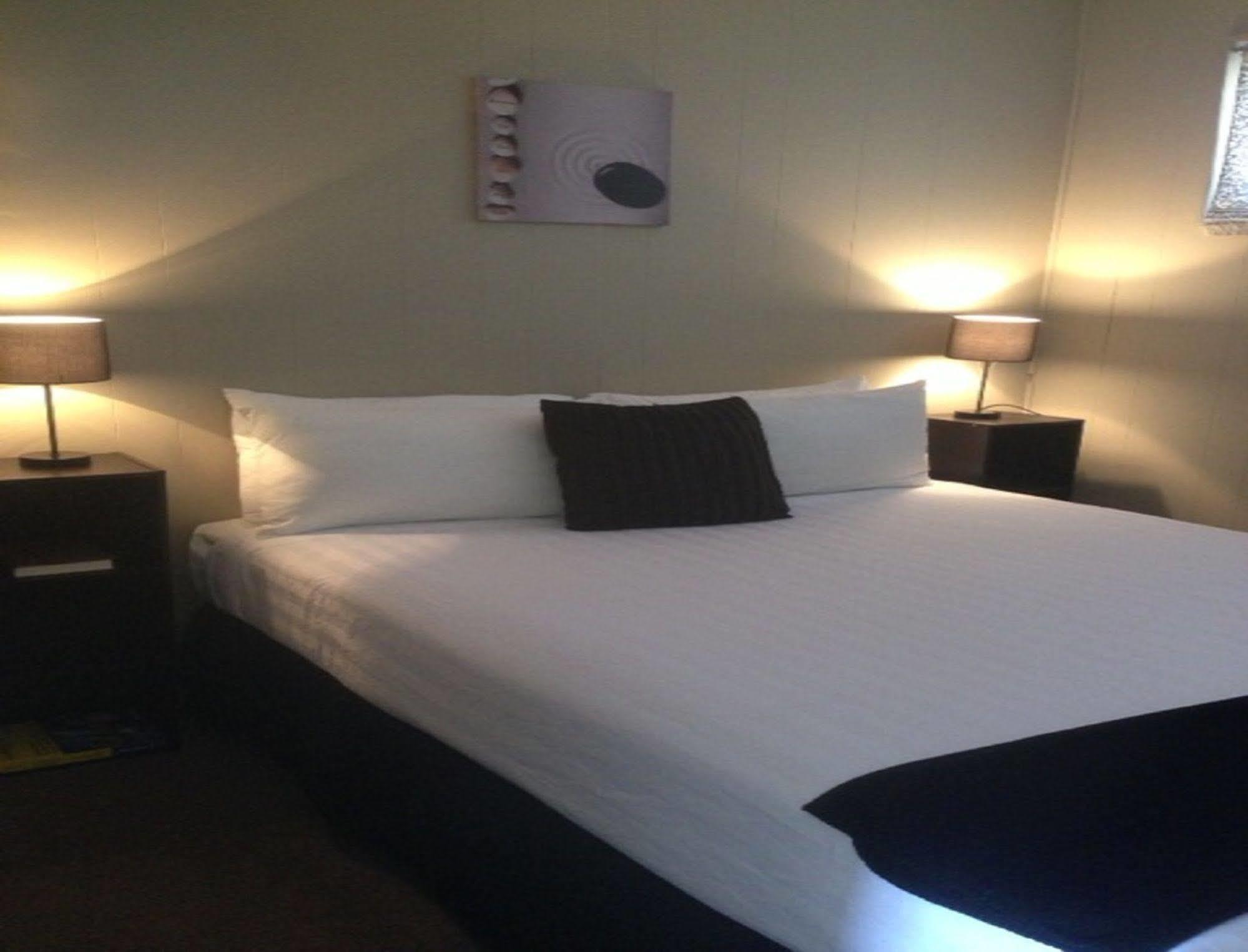 Smerdon Lodge Motel Horsham Ngoại thất bức ảnh