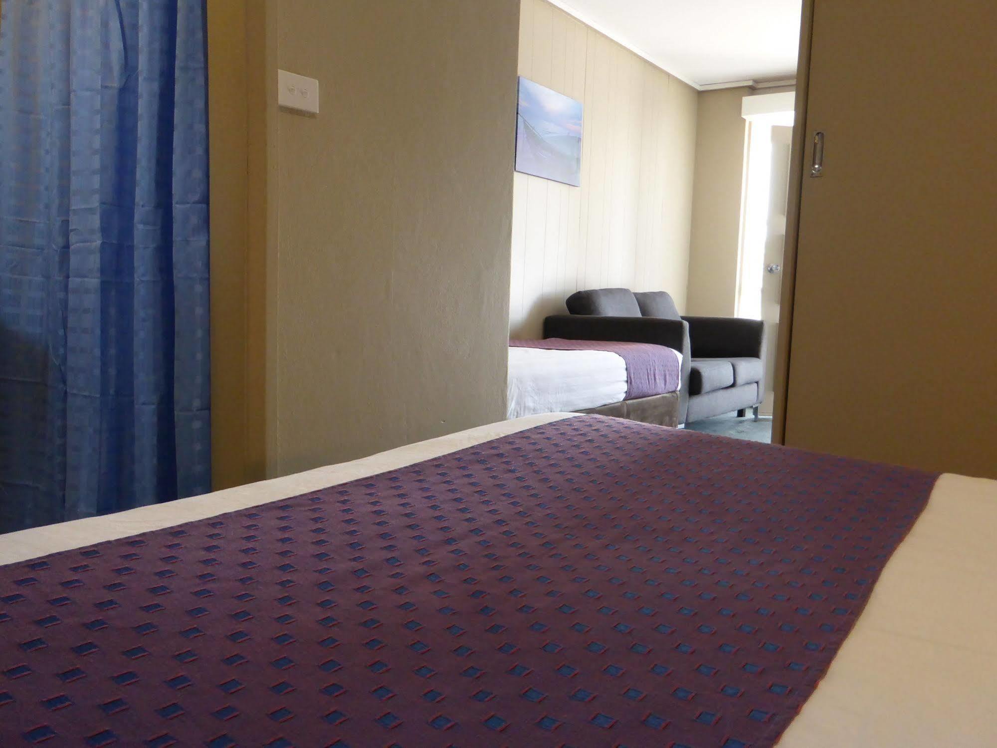 Smerdon Lodge Motel Horsham Ngoại thất bức ảnh