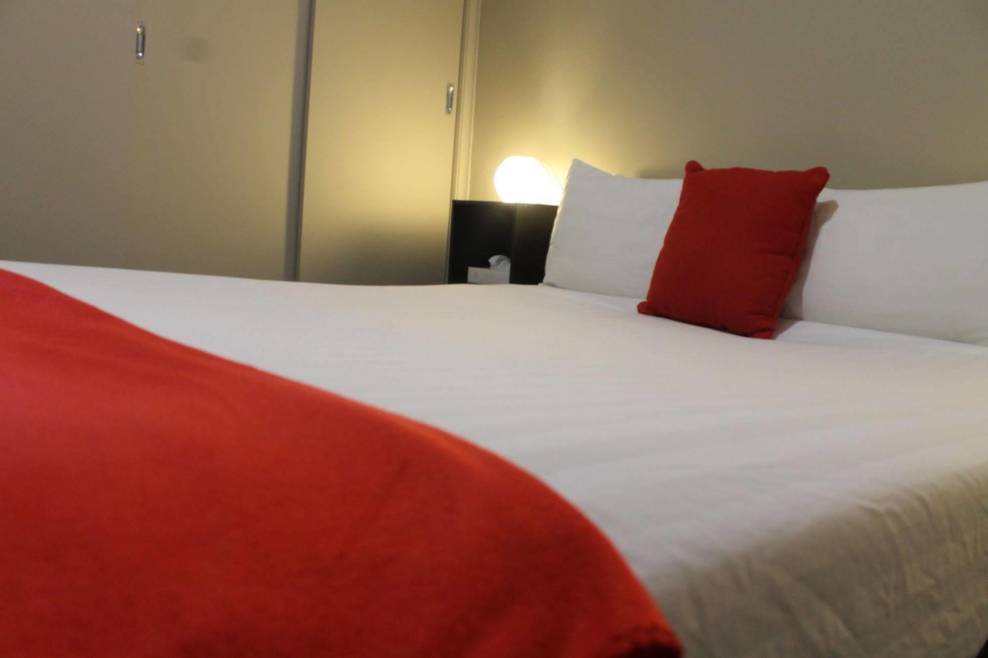 Smerdon Lodge Motel Horsham Ngoại thất bức ảnh